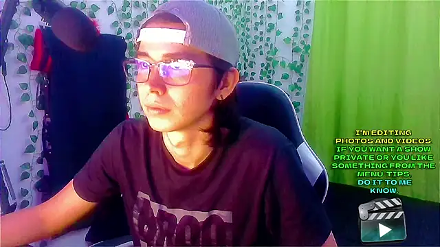 Andy gray online show from September 21, 2:28 am