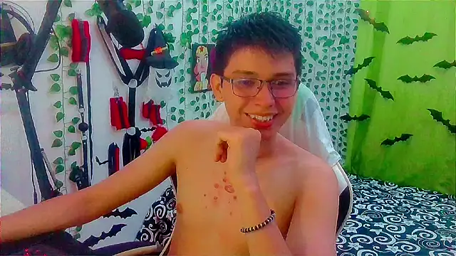 Andy gray online show from November 7, 12:37 am