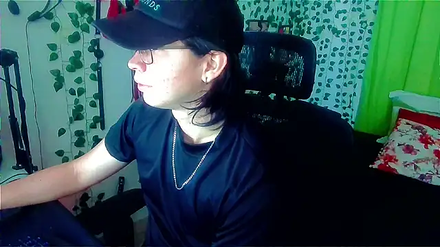 Andy gray online show from July 8, 1:12 pm