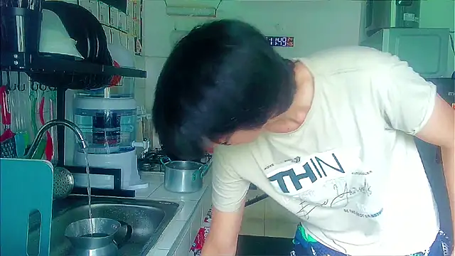 Andy gray online show from April 6, 4:52 pm