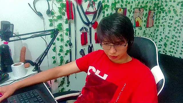 Andy gray online show from April 5, 4:02 pm