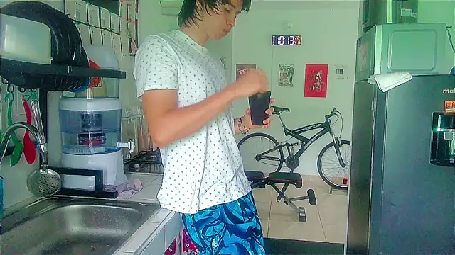 Andy gray online show from April 15, 3:16 pm