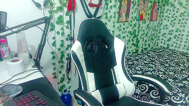 Andy gray online show from February 21, 1:02 pm