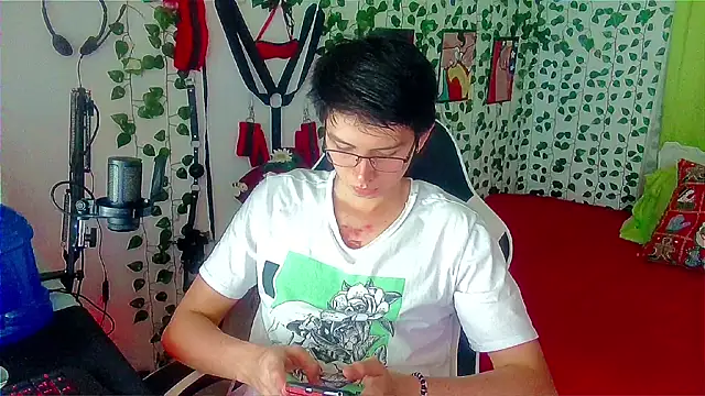 Andy gray online show from December 21, 4:52 pm