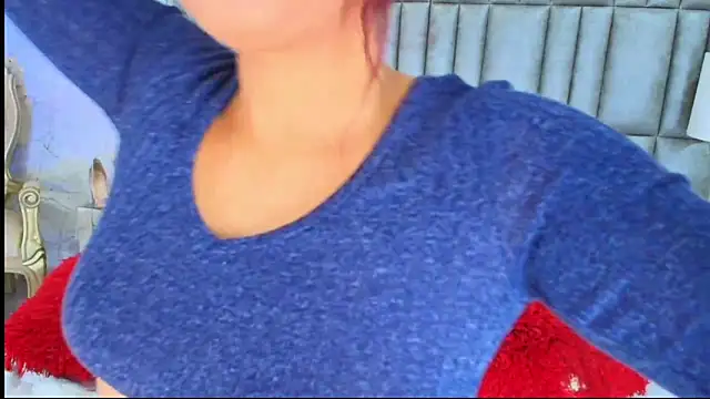 Snapshot of BellahColucci chatting on March 21, 9:01 pm BellahColucci online show from March 21, 9:01 pm