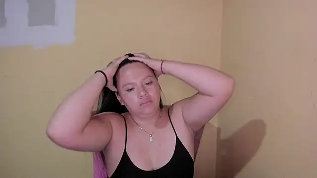 lauraguzman online show from July 20, 3:14 am