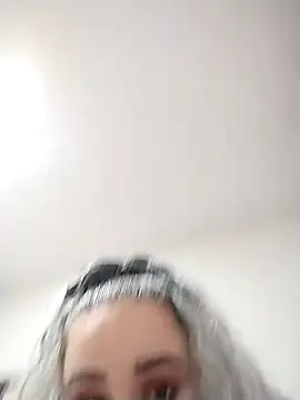 AdelinaJude online show from February 25, 8:52 pm