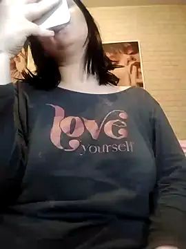 AdelinaJude online show from January 19, 8:09 pm