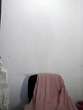 AdelinaJude online show from March 23, 4:29 pm