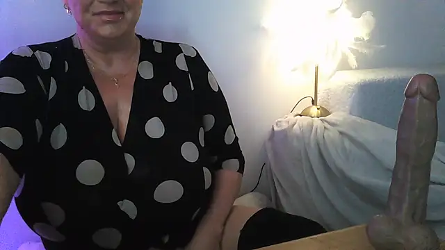 hotsierra4u online show from July 25, 11:05 am