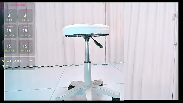 Aster Hoa online show from November 29, 3:50 am