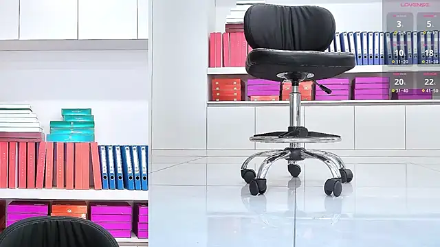 Aster Hoa online show from February 9, 9:07 am