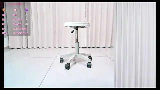 Aster Hoa online show from January 9, 9:05 am