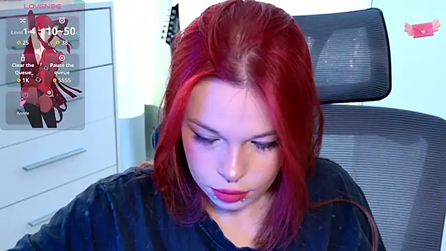 ValBae online show from May 28, 7:27 am