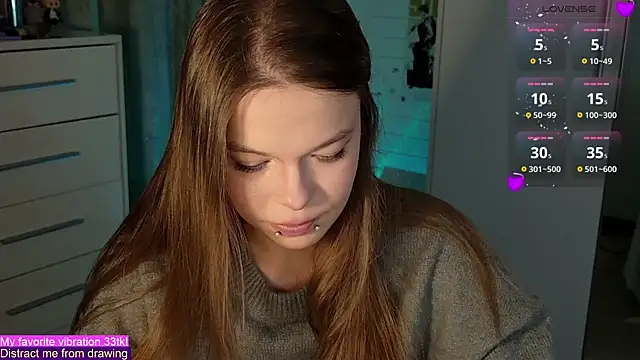 ValBae online show from September 30, 8:37 pm