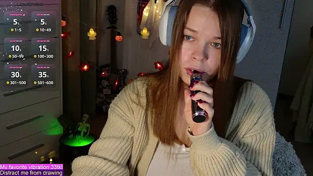 ValBae online show from October 30, 10:06 pm