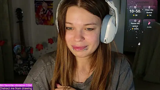 ValBae online show from October 26, 9:04 pm