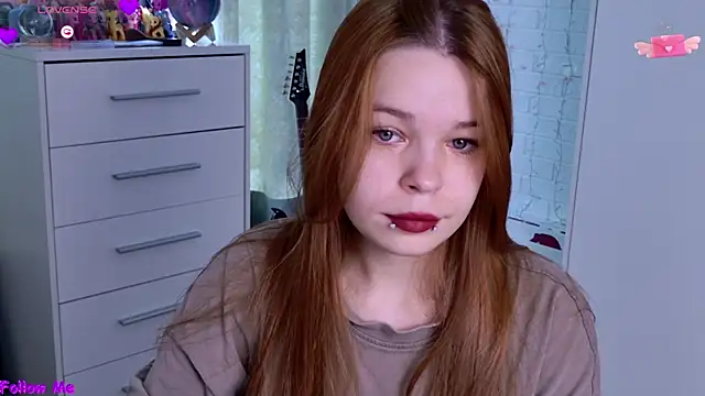 ValBae online show from April 18, 9:55 am