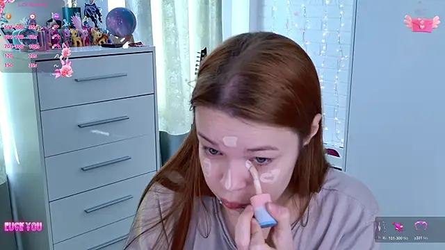ValBae online show from April 26, 6:54 am