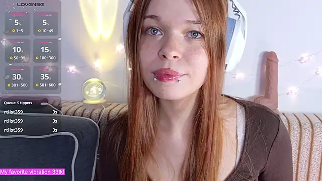 ValBae online show from November 22, 9:57 pm