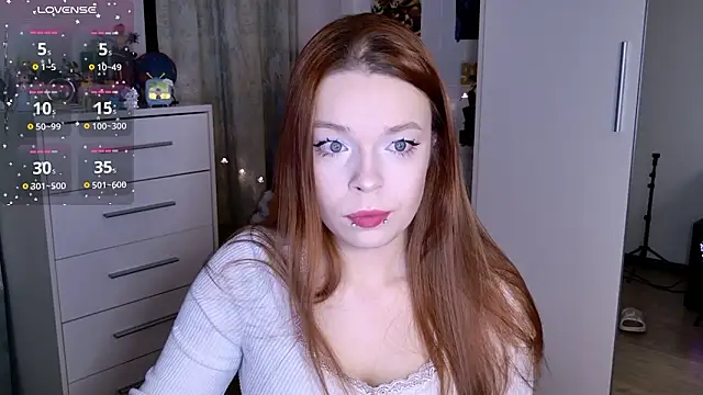 ValBae online show from February 4, 10:16 pm