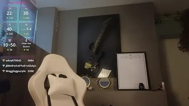 AyreenMoore online show from March 24, 2:06 pm