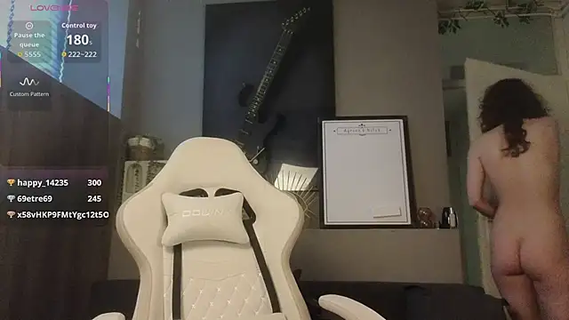 AyreenMoore online show from February 22, 1:57 pm