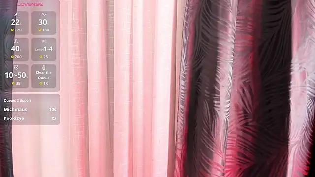 Snapshot of ailynBlaze chatting on April 28, 5:45 am ailynBlaze online show from April 28, 5:45 am