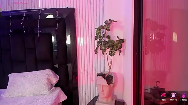 ailynBlaze online show from February 23, 6:58 am