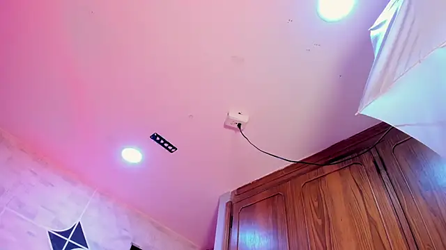 Snapshot of ailynBlaze chatting on November 19, 11:38 pm ailynBlaze online show from November 19, 11:38 pm