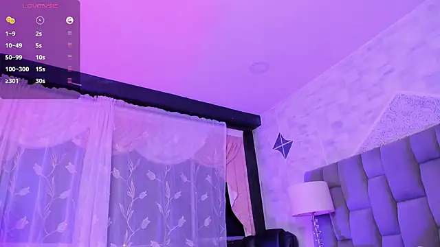 ailynBlaze online show from December 22, 5:51 am