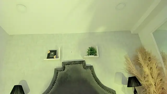 Snapshot of ailynBlaze chatting on June 2, 9:26 pm ailynBlaze online show from June 2, 9:26 pm