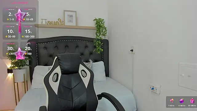 victoria18x online show from March 18, 10:58 pm