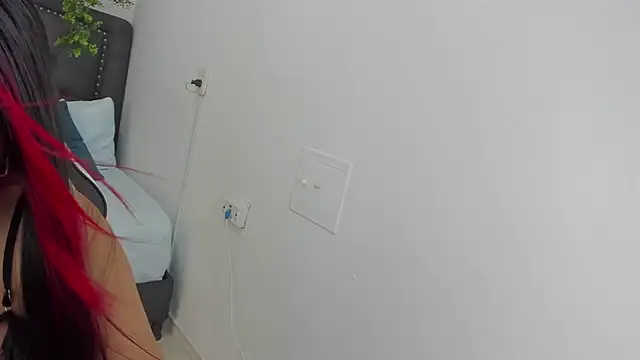 victoria18x online show from February 19, 7:16 pm