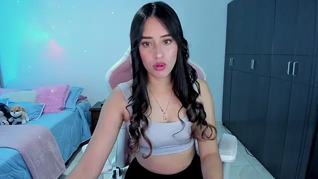 Snapshot of Tinylottie chatting on October 22, 3:44 pm Tinylottie online show from October 22, 3:44 pm