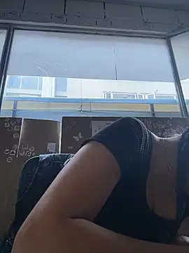 Tinylottie online show from April 14, 2:11 pm