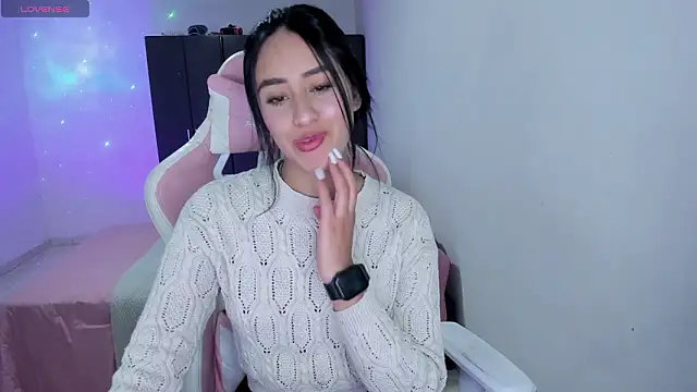 Tinylottie online show from March 7, 11:32 pm