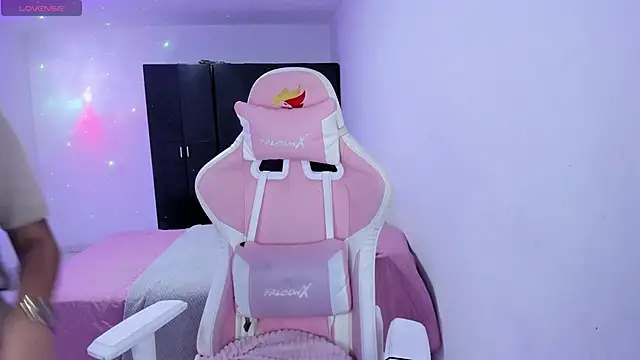 Tinylottie online show from March 4, 12:29 am