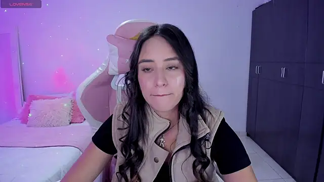 Tinylottie online show from January 12, 11:31 pm