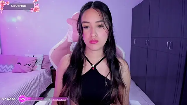 Snapshot of Tinylottie chatting on November 7, 12:26 am Tinylottie online show from November 7, 12:26 am