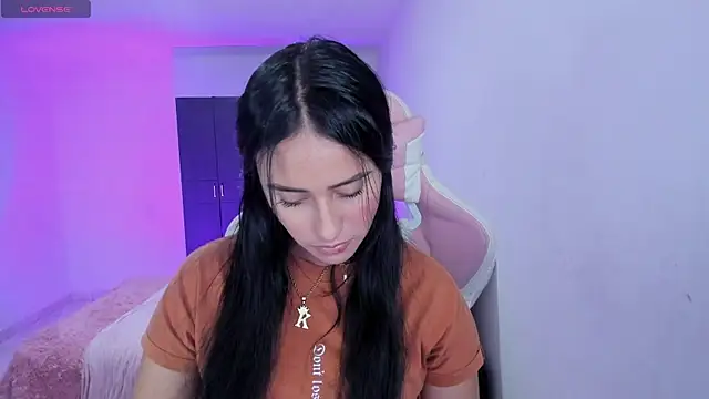 Tinylottie online show from April 26, 6:27 pm
