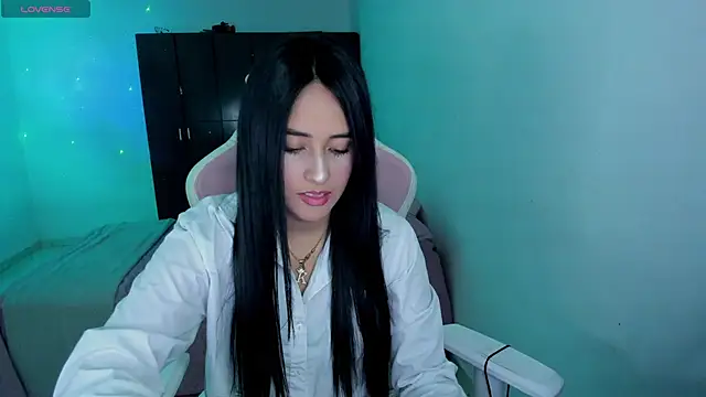 Tinylottie online show from March 6, 2:39 am