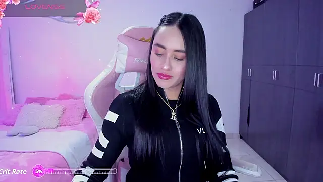 Tinylottie online show from February 13, 2:11 am