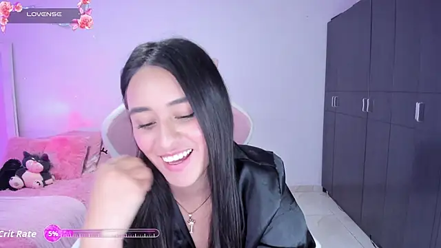 Snapshot of Tinylottie chatting on November 28, 1:50 am Tinylottie online show from November 28, 1:50 am