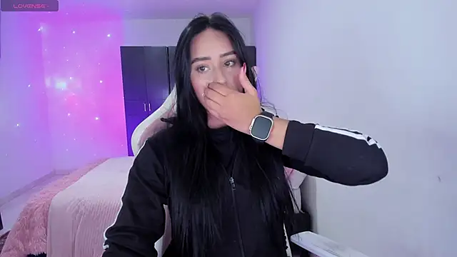 Tinylottie online show from April 10, 1:12 am