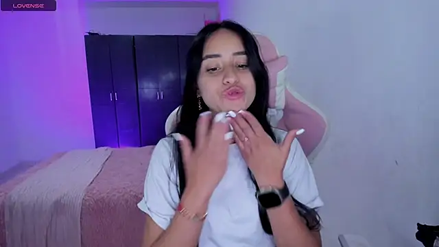 Tinylottie online show from May 14, 12:51 am