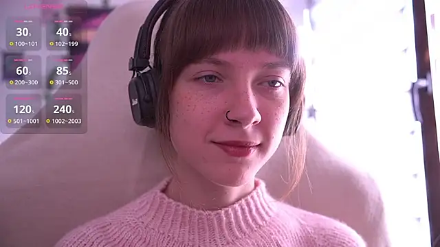 Snapshot of juliapie chatting on October 2, 7:34 am juliapie online show from October 2, 7:34 am