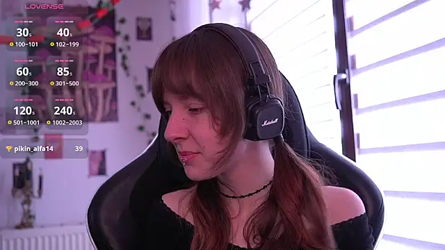 juliapie online show from March 24, 10:26 am