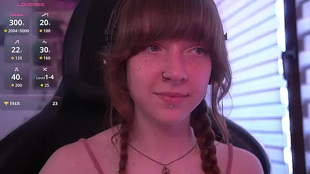 juliapie online show from June 25, 1:49 pm