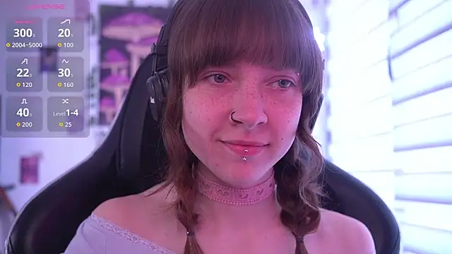 juliapie online show from May 1, 9:36 am